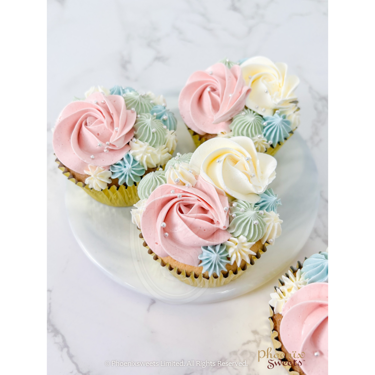 Themed Cupcake Set - Butter Cream Flower